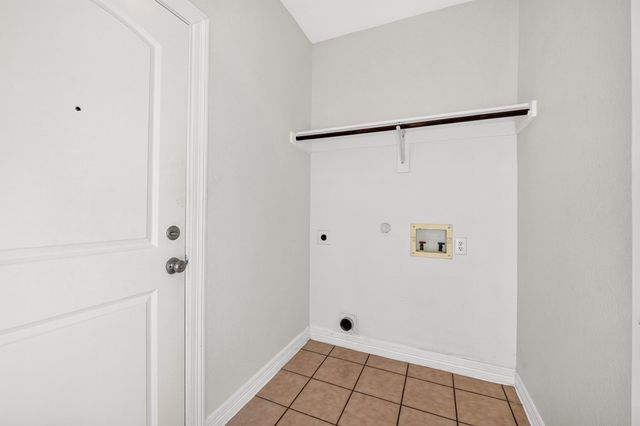 1625 Nighthawk Drive, Little Elm, TX 75068