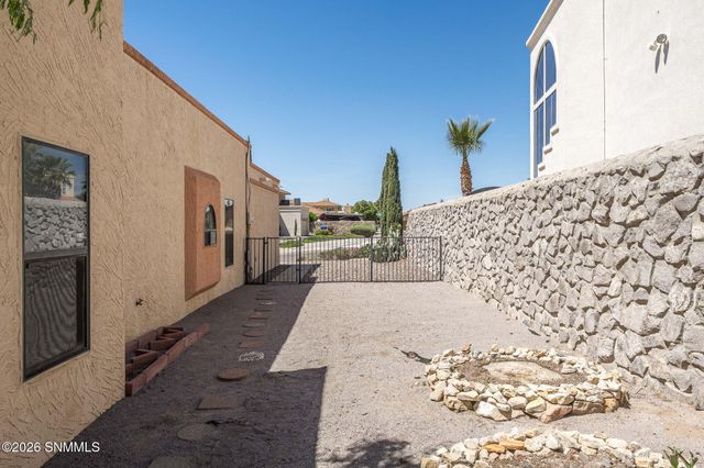 2716 Custer Way, Las Cruces, NM 88011