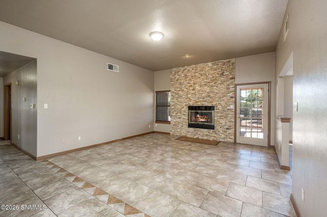 2716 Custer Way, Las Cruces, NM 88011