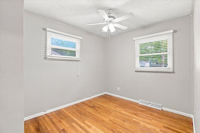 110 ROBIN Road, Council Bluffs, IA 51503