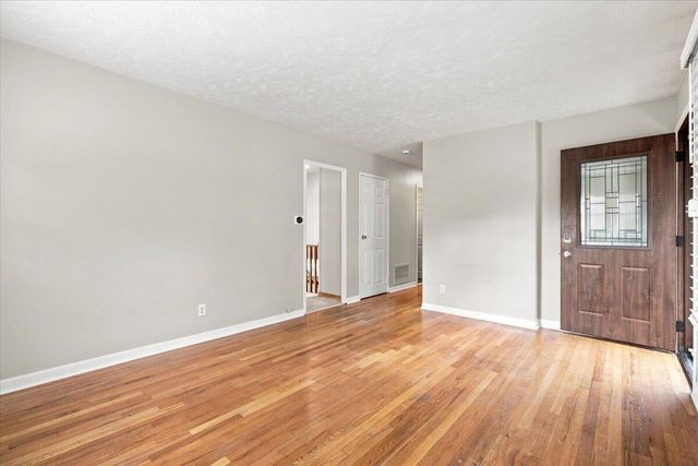 110 ROBIN Road, Council Bluffs, IA 51503
