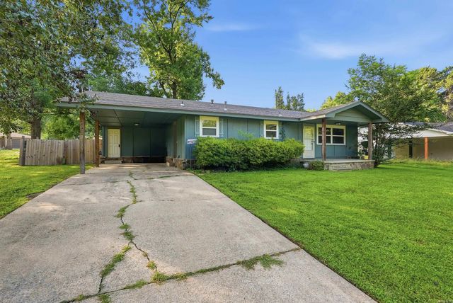 1312 Sunset Dr, Conway, AR 72034