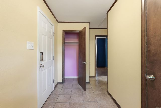 1312 Sunset Dr, Conway, AR 72034
