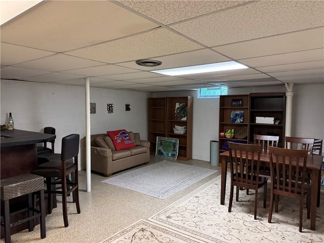 79 Drake Drive, Irondequoit, NY 14617