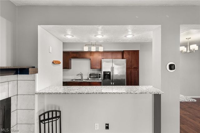 10055 Independence Drive 9B, North Royalton, OH 44133