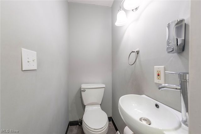 10055 Independence Drive 9B, North Royalton, OH 44133
