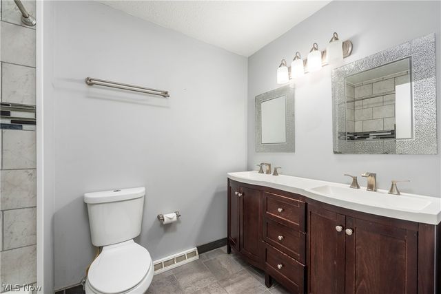 10055 Independence Drive 9B, North Royalton, OH 44133