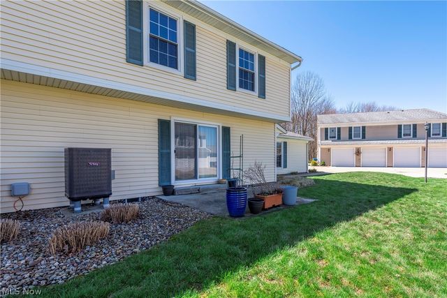 10055 Independence Drive 9B, North Royalton, OH 44133