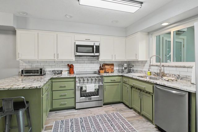 9808 Murifield Court NE, Albuquerque, NM 87111