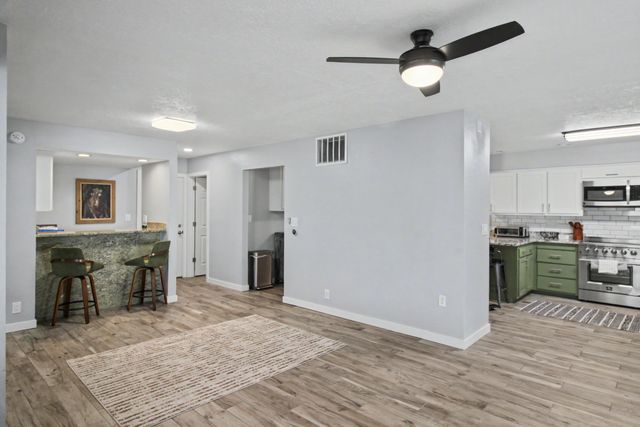 9808 Murifield Court NE, Albuquerque, NM 87111