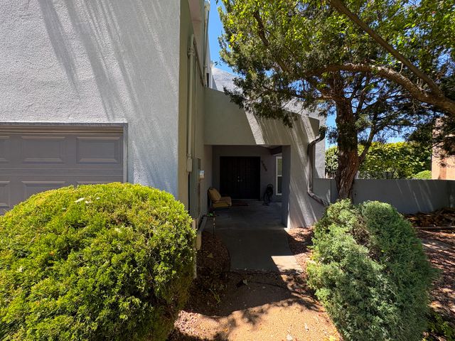 9808 Murifield Court NE, Albuquerque, NM 87111