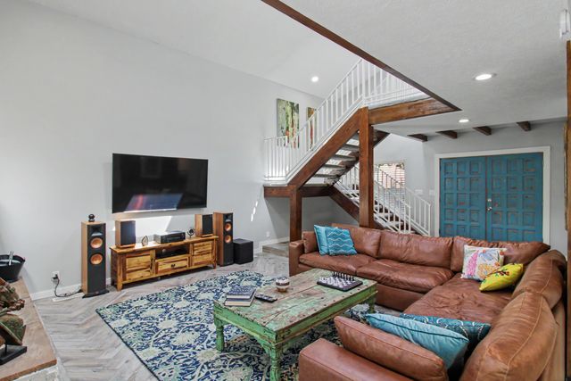 9808 Murifield Court NE, Albuquerque, NM 87111