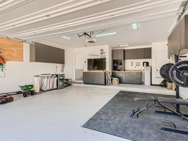 790 Middle CRK, Buda, TX 78610