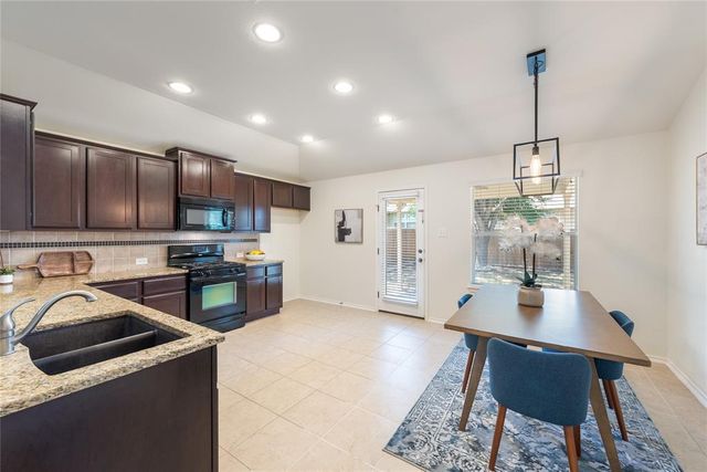 790 Middle CRK, Buda, TX 78610