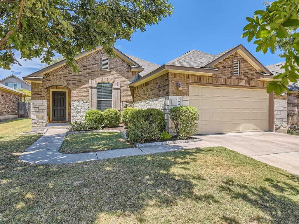 790 Middle CRK, Buda, TX 78610