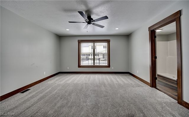 913 Zerelda Street NW, Strasburg, OH 44680