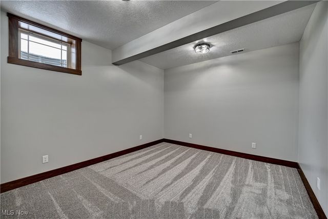 913 Zerelda Street NW, Strasburg, OH 44680