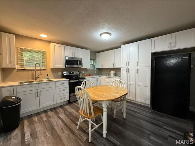 1202 Valley, Hannibal, MO 63401