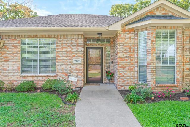2 Bentwood Circle, Canton, TX 75103