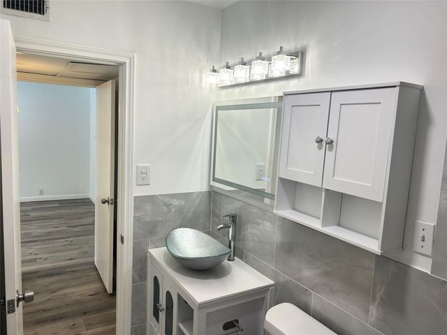 2601 Bellefontaine Street A207, Houston, TX 77025