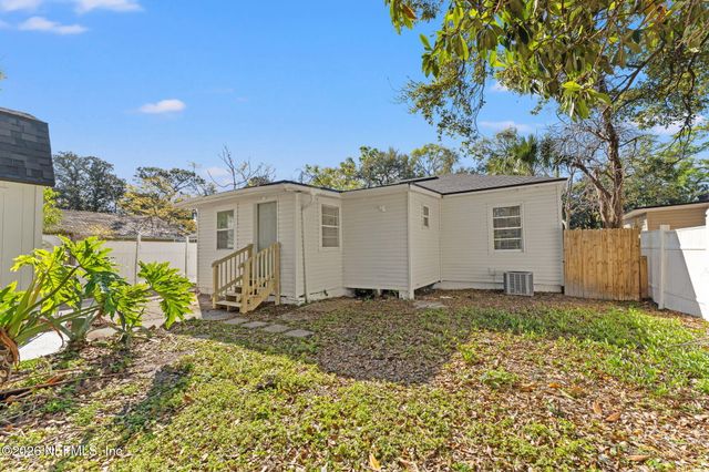 4517 DELTA Avenue, Jacksonville, FL 32205