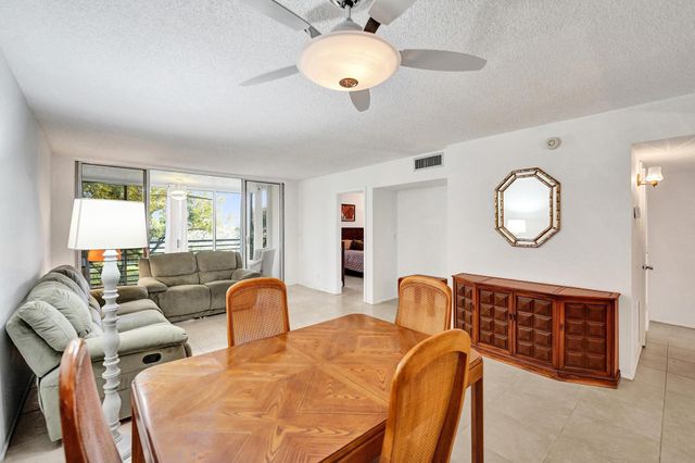 9531 Seagrape Drive 305, Davie, FL 33324