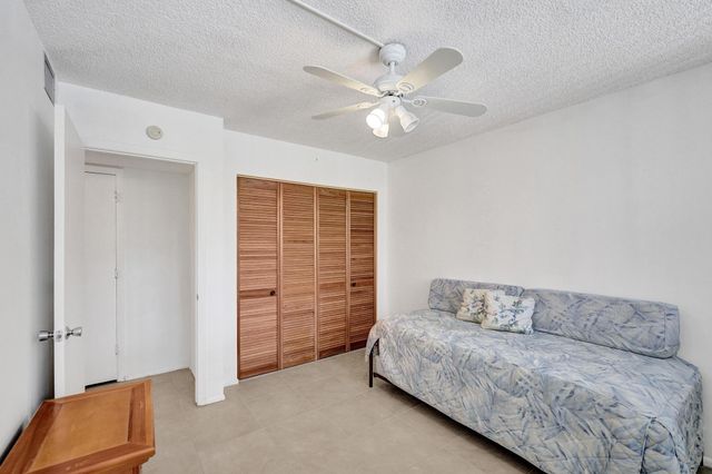 9531 Seagrape Drive 305, Davie, FL 33324