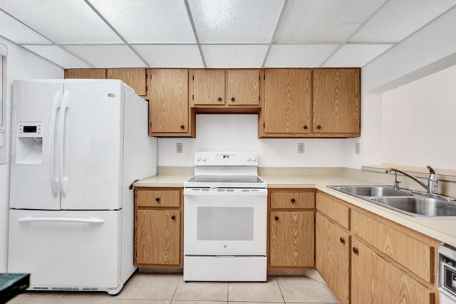 9531 Seagrape Drive 305, Davie, FL 33324