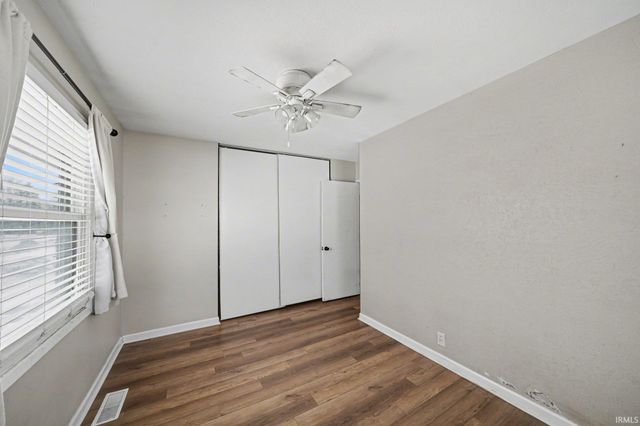 1243 Browne Lane, South Bend, IN 46615