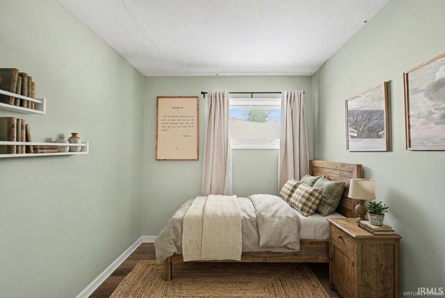 1243 Browne Lane, South Bend, IN 46615