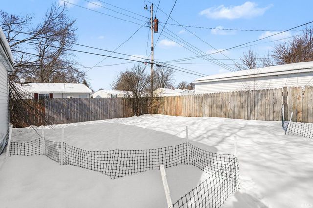 1243 Browne Lane, South Bend, IN 46615