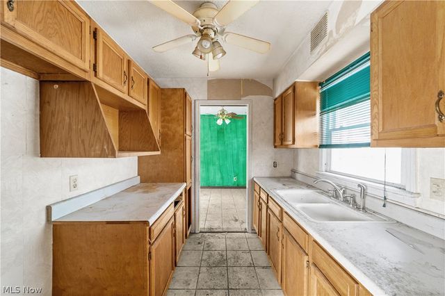 13108 Saint James Avenue, Cleveland, OH 44135