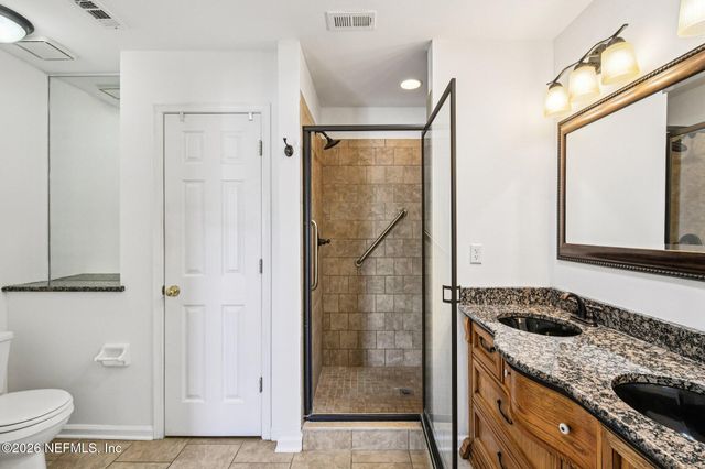 8551 LORI ANN Court, Jacksonville, FL 32220