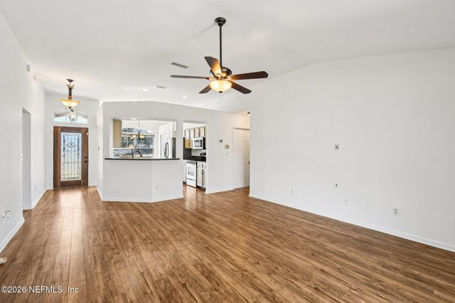 8551 LORI ANN Court, Jacksonville, FL 32220