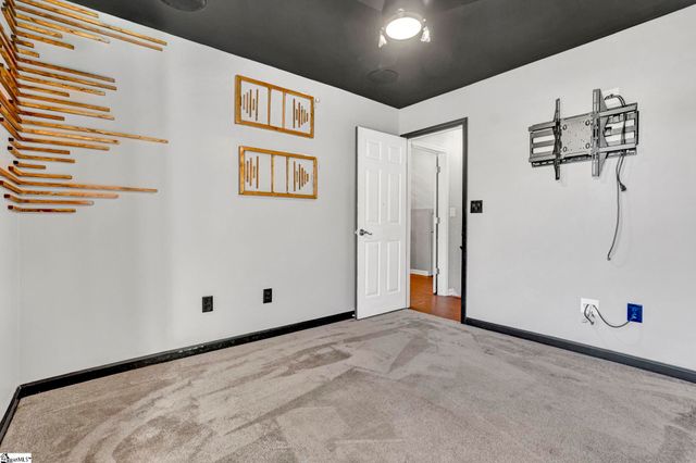 1 Greyleaf Court, Simpsonville, SC 29680