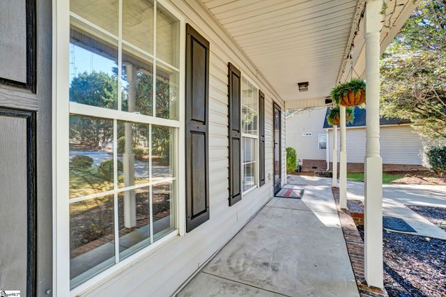 1 Greyleaf Court, Simpsonville, SC 29680