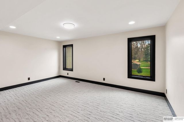 21025 Roundup Road, Elkhorn, NE 68022