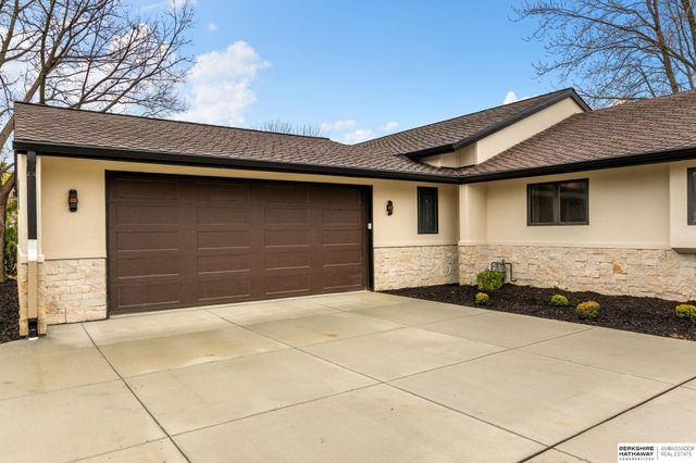 21025 Roundup Road, Elkhorn, NE 68022