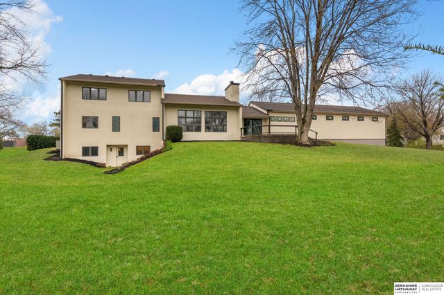 21025 Roundup Road, Elkhorn, NE 68022