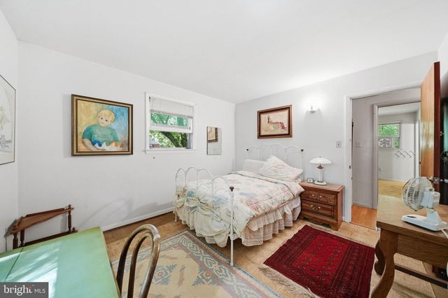 4904 WOODSY WAY, Temple Hills, MD 20748