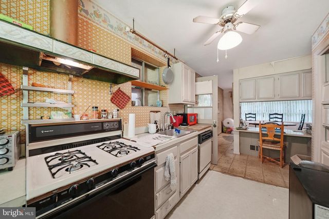 4904 WOODSY WAY, Temple Hills, MD 20748