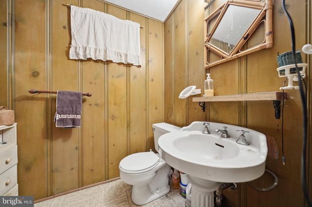 4904 WOODSY WAY, Temple Hills, MD 20748