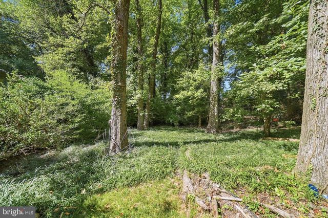 4904 WOODSY WAY, Temple Hills, MD 20748