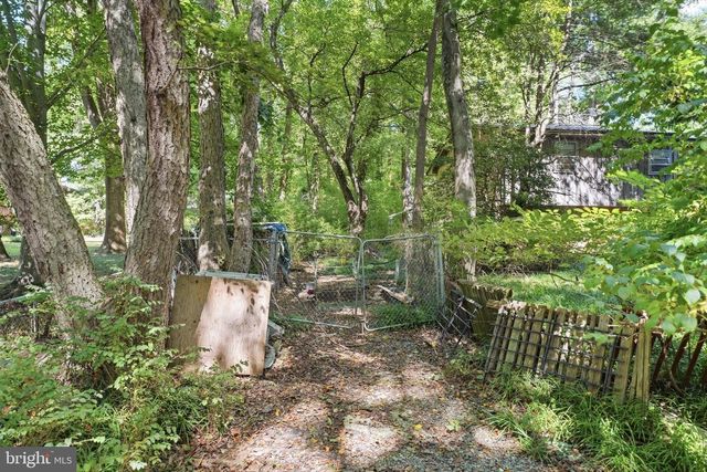 4904 WOODSY WAY, Temple Hills, MD 20748