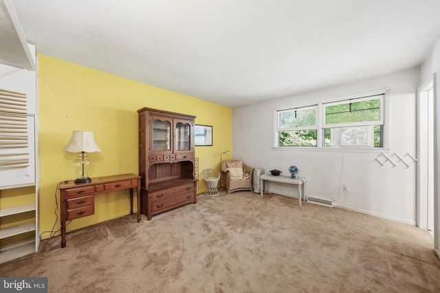 4904 WOODSY WAY, Temple Hills, MD 20748