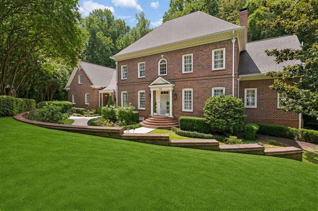 553 Bryn Mawr Lane NW, Atlanta, GA 30327