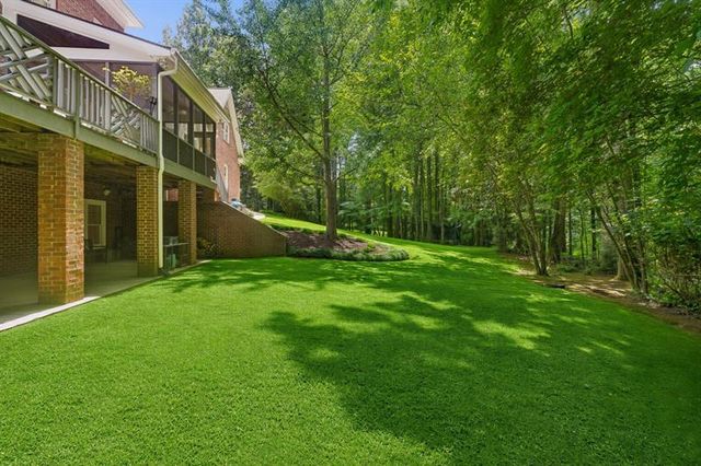 553 Bryn Mawr Lane NW, Atlanta, GA 30327