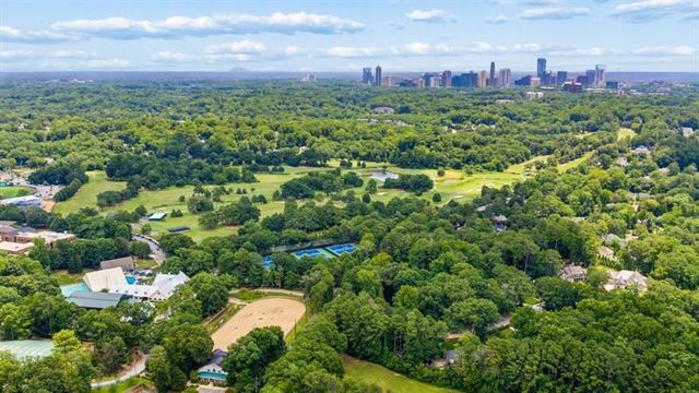 553 Bryn Mawr Lane NW, Atlanta, GA 30327