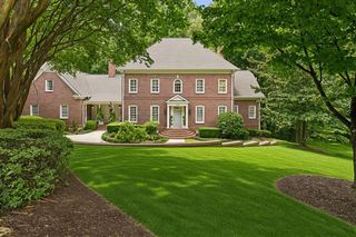 553 Bryn Mawr Lane NW, Atlanta, GA 30327