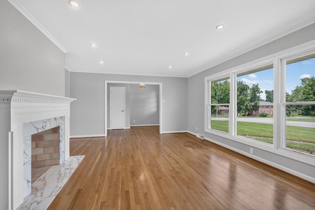 100 Natchez Trace, Nicholasville, KY 40356